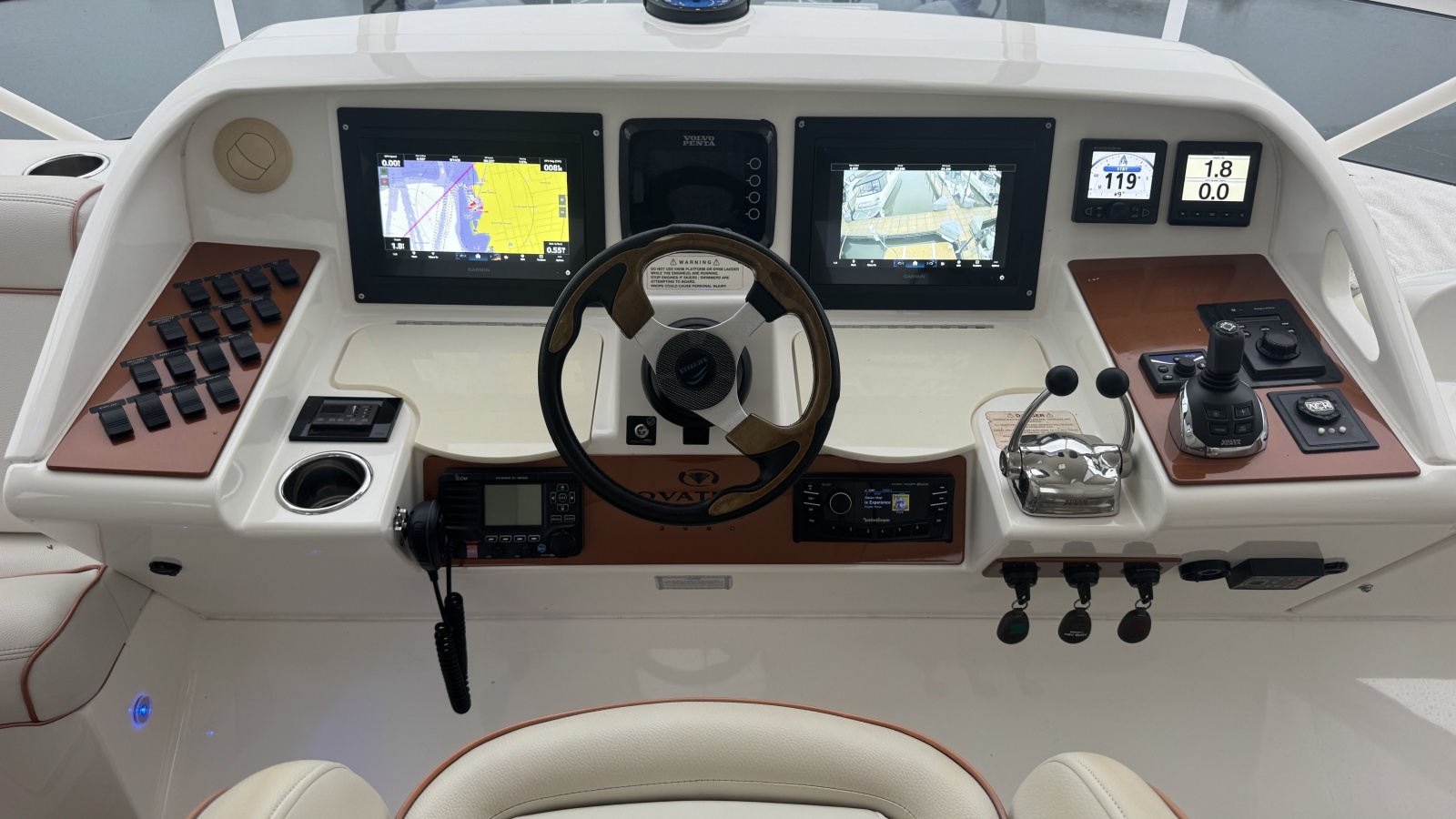 2009 Silverton 52 Ovation
