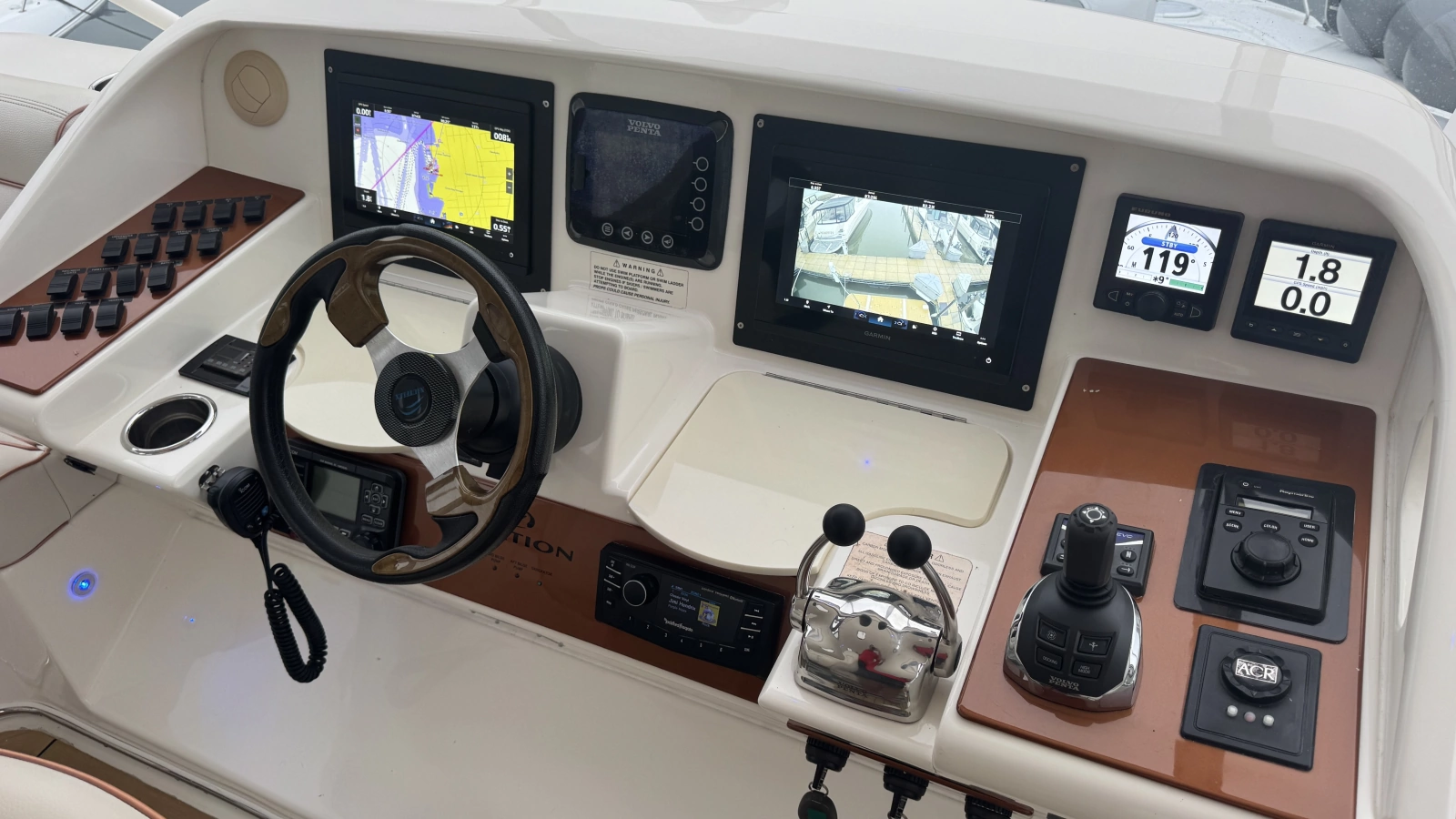 2009 Silverton 52 Ovation