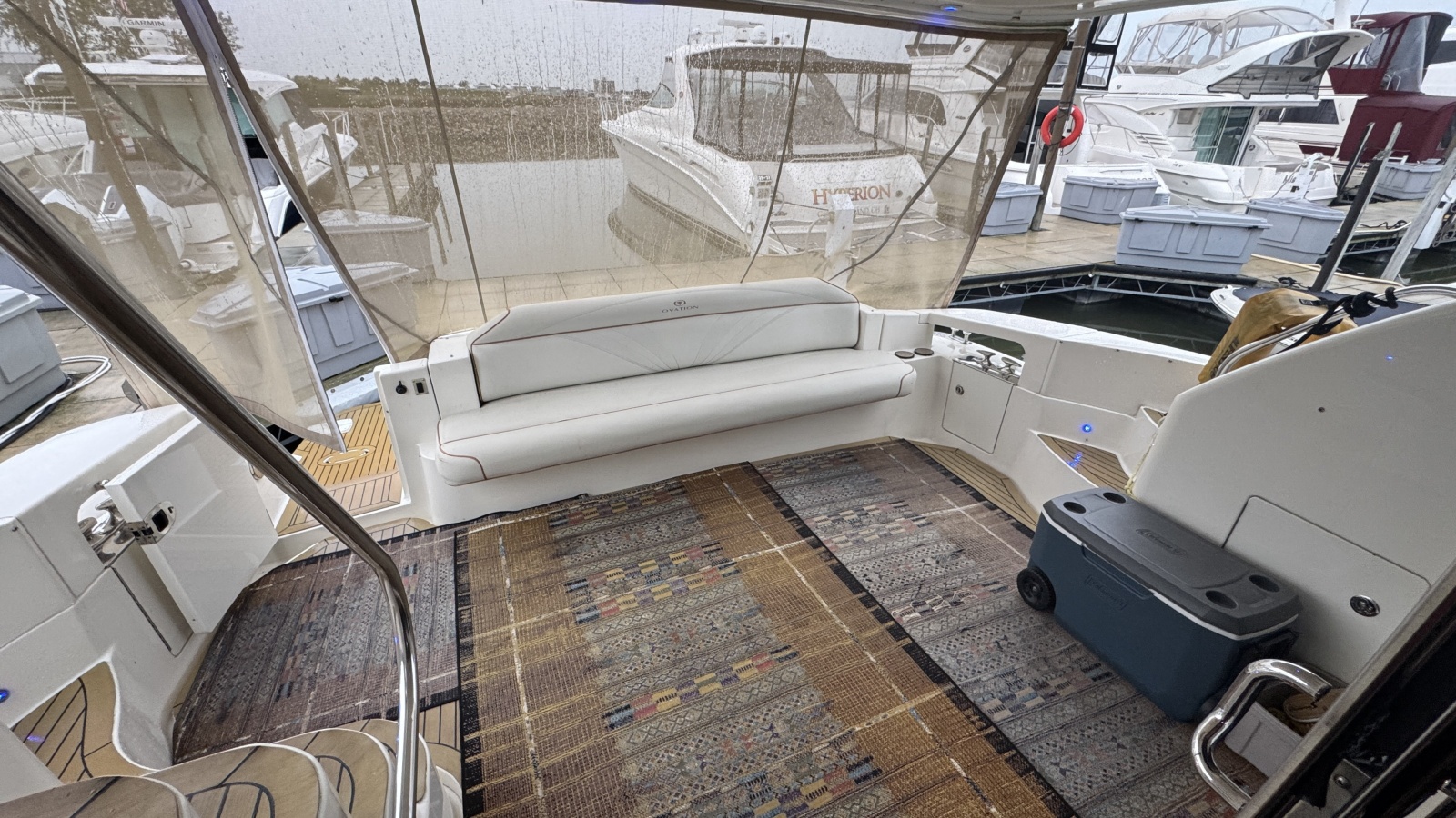 2009 Silverton 52 Ovation