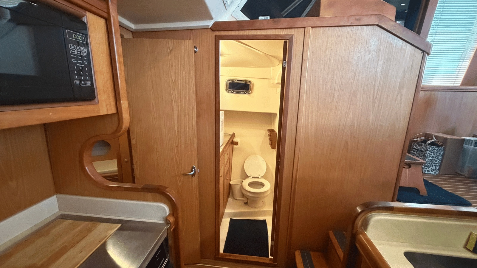 2006 Mainship 430