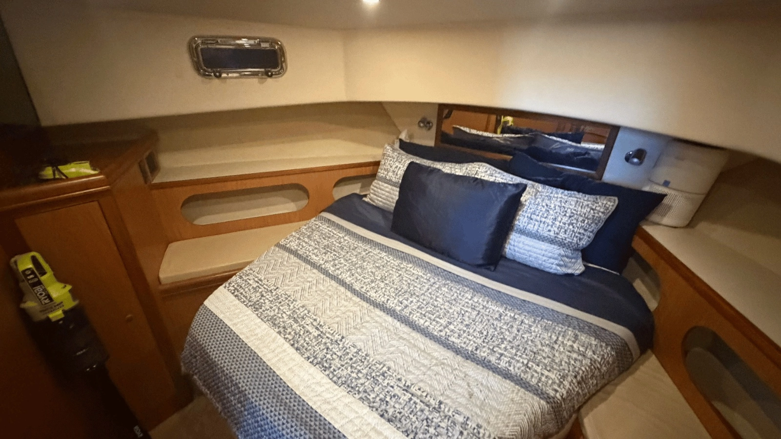 2006 Mainship 430