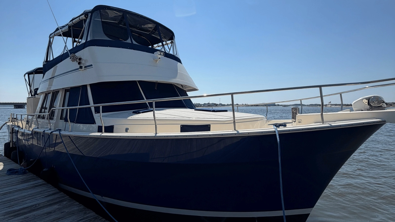 2006 Mainship 430