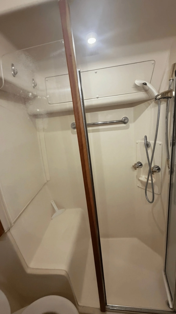 2006 Mainship 430