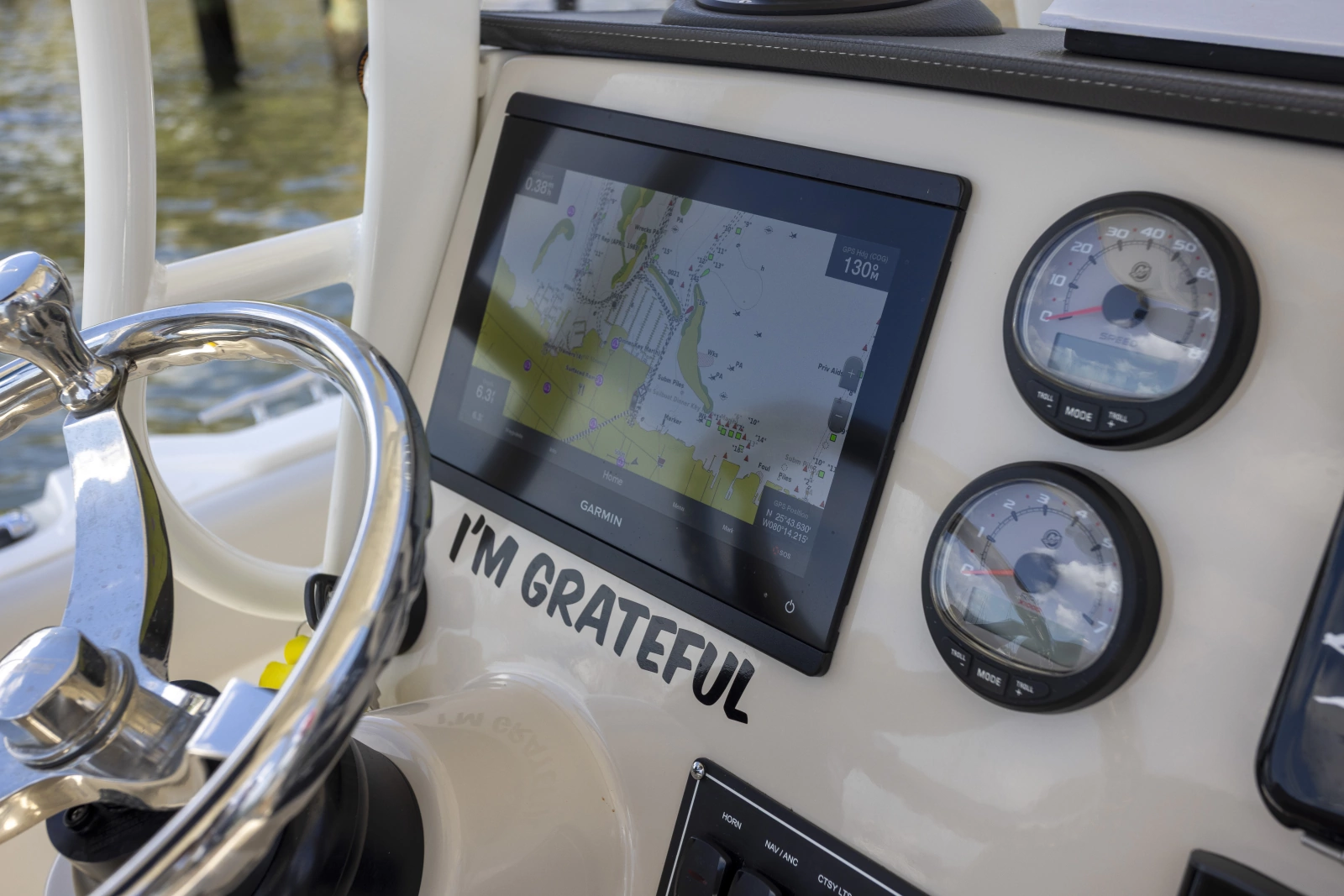 2021 Boston Whaler 230 OUTRAGE