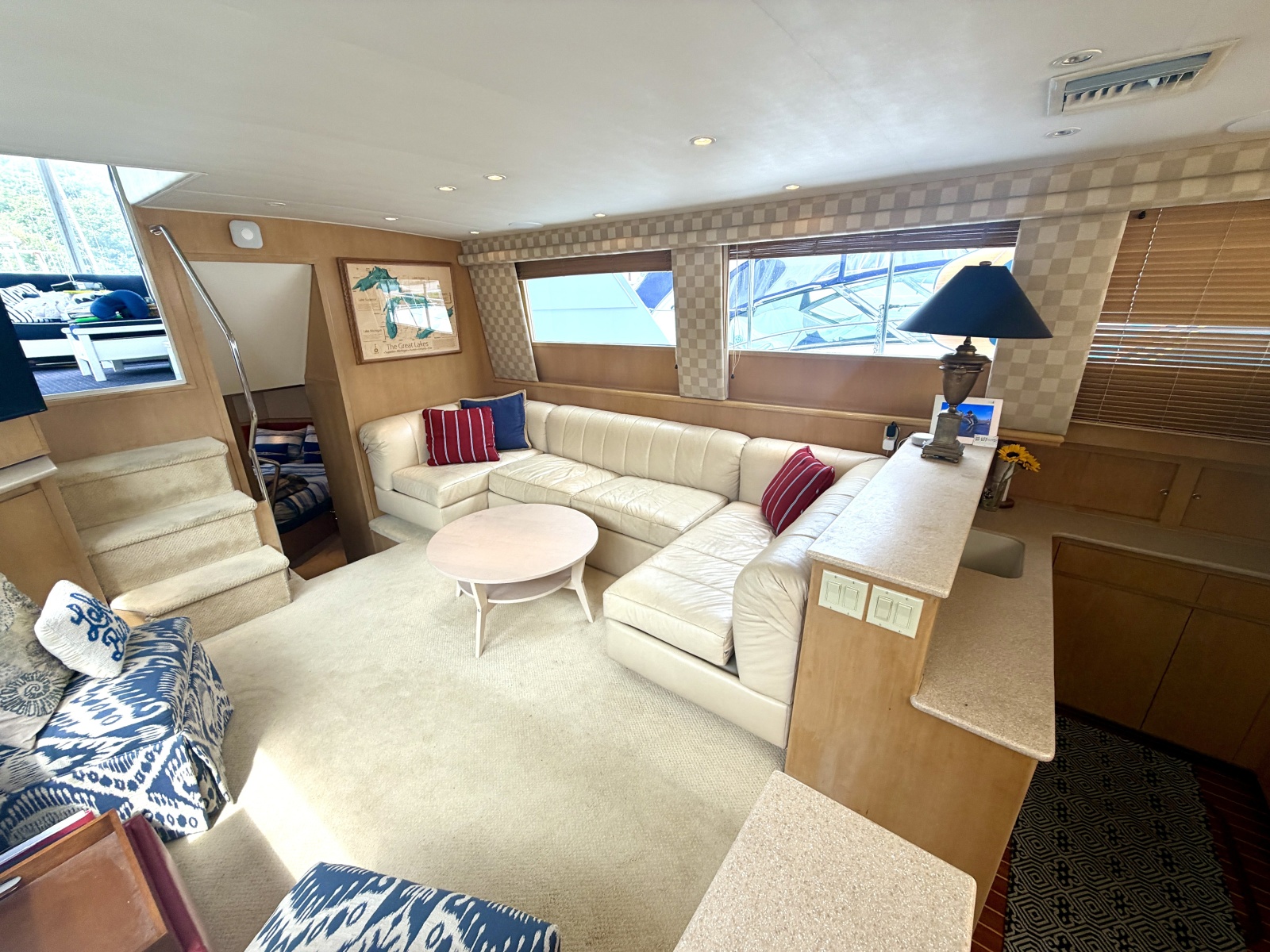1999 Hatteras 52 Cockpit Motor Yacht