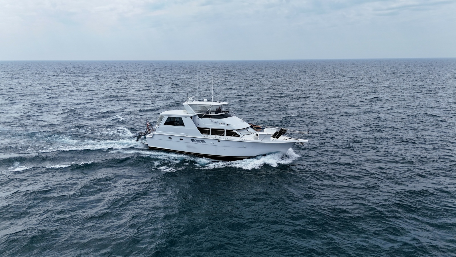 1999 Hatteras 52 Cockpit Motor Yacht