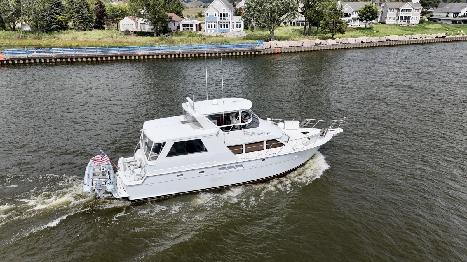 1999 Hatteras 52 Cockpit Motor Yacht