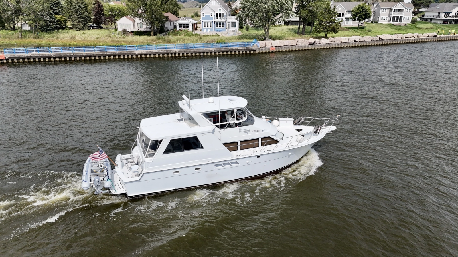 1999 Hatteras 52 Cockpit Motor Yacht