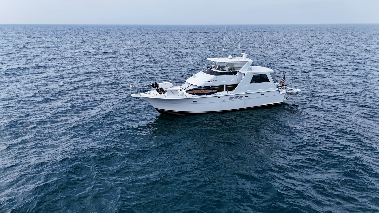 1999 Hatteras 52 Cockpit Motor Yacht