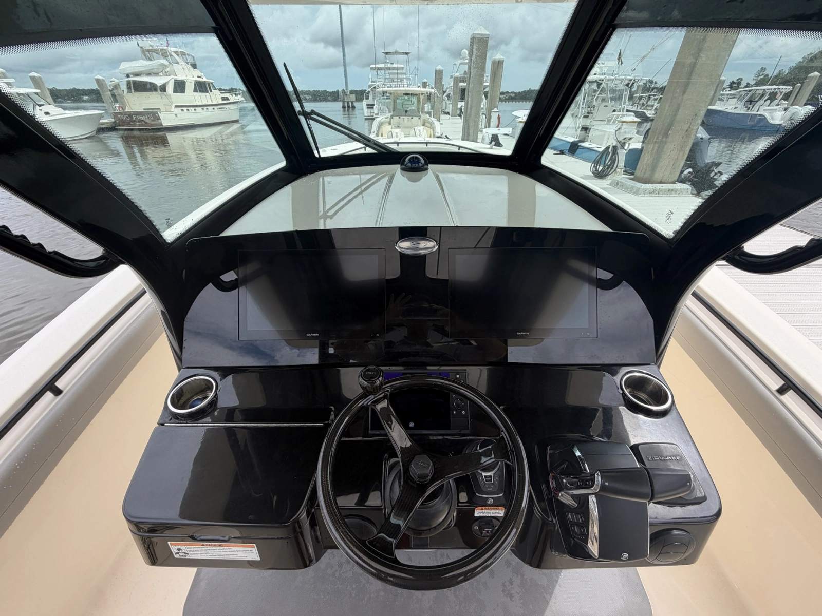 2023 Scout 355 LXF