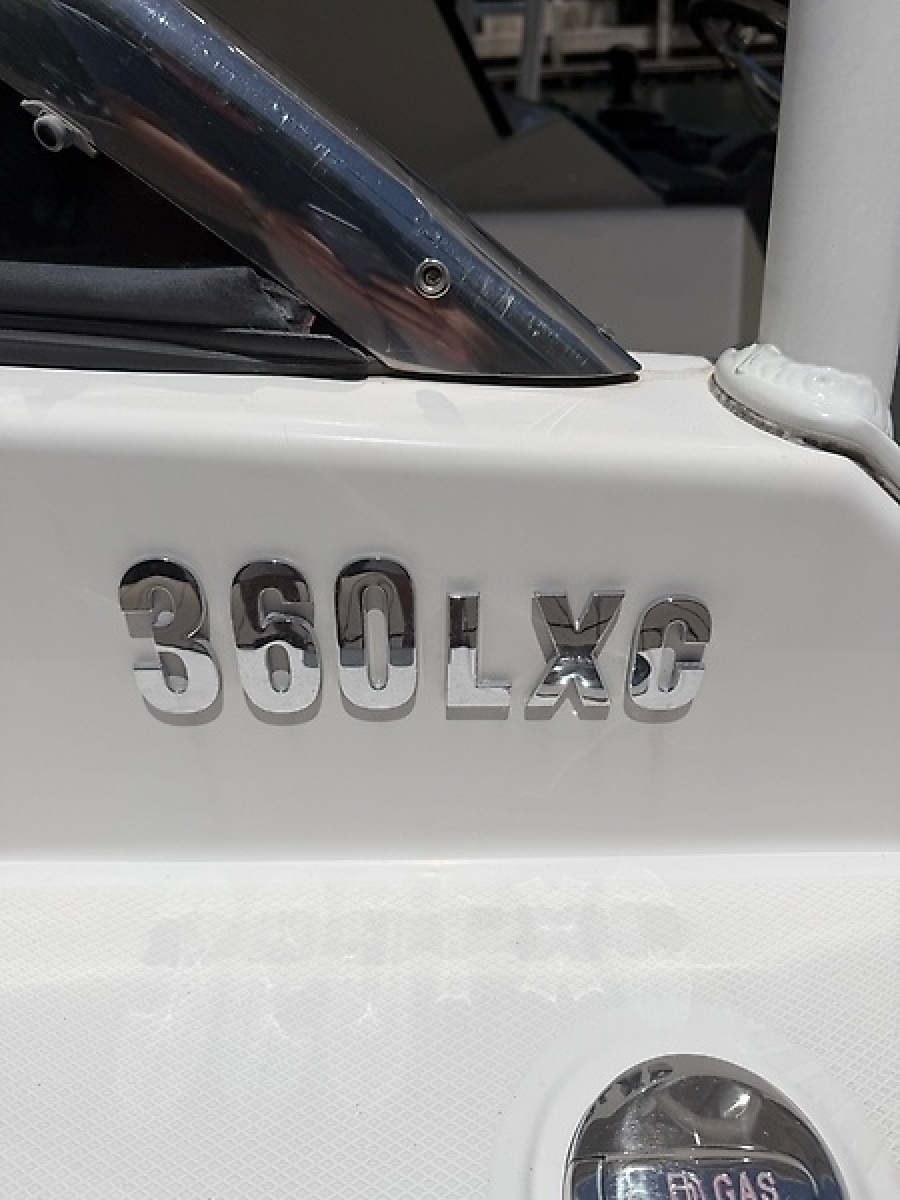 0005896363