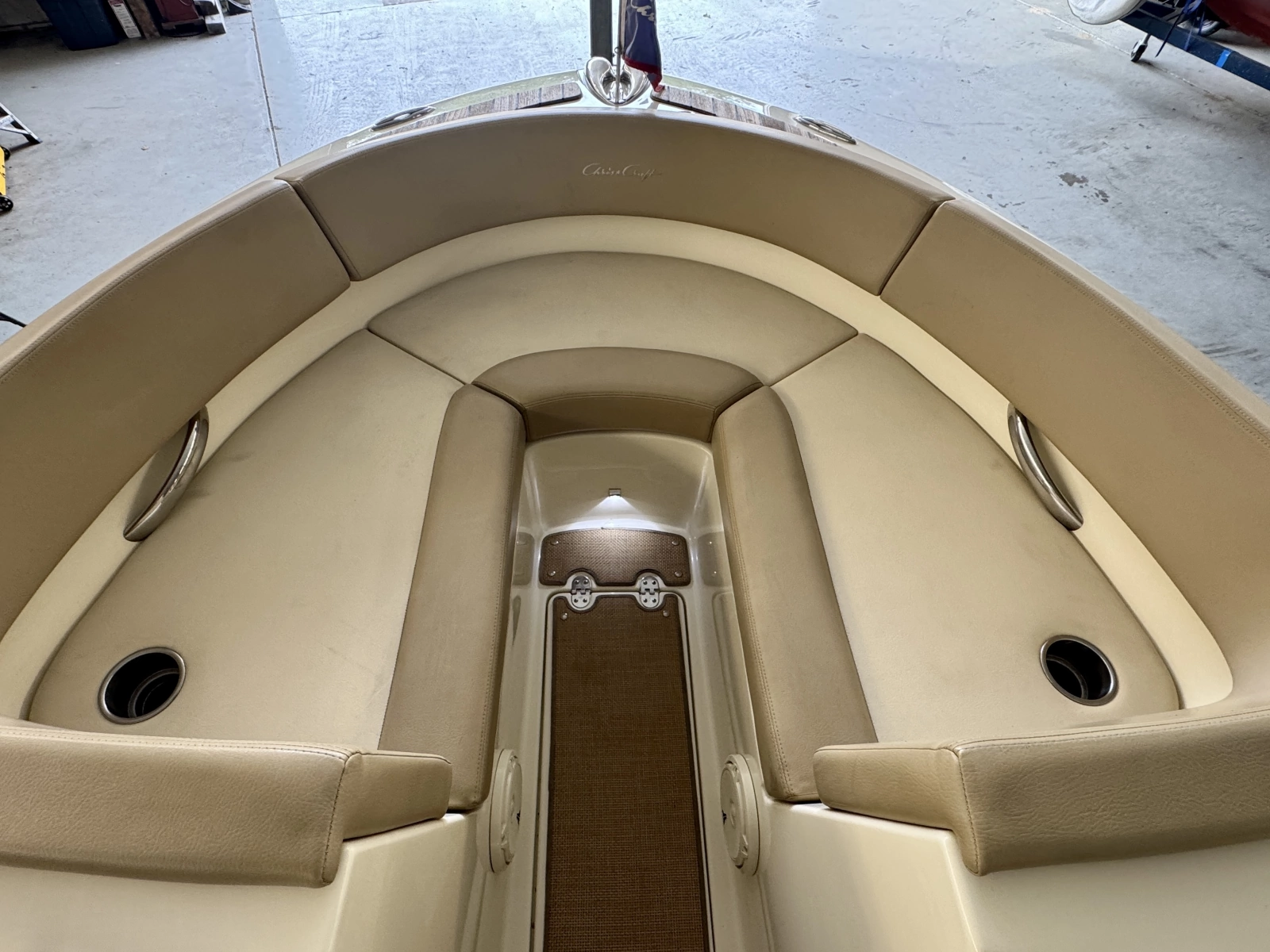 2016 Chris-Craft Carina 21