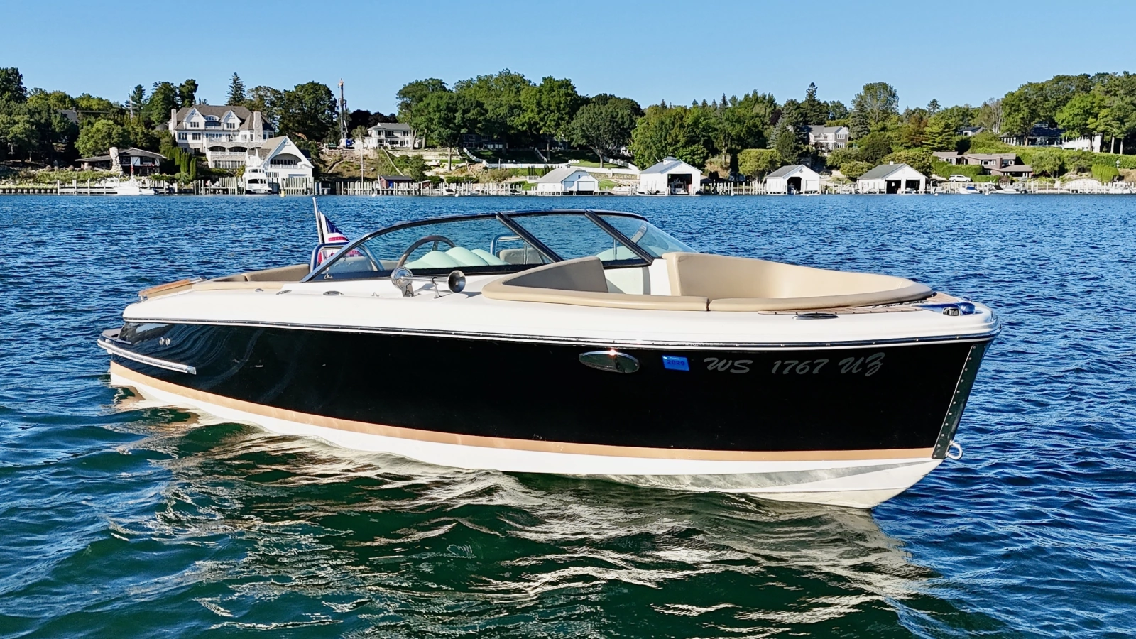 2016 Chris-Craft Carina 21