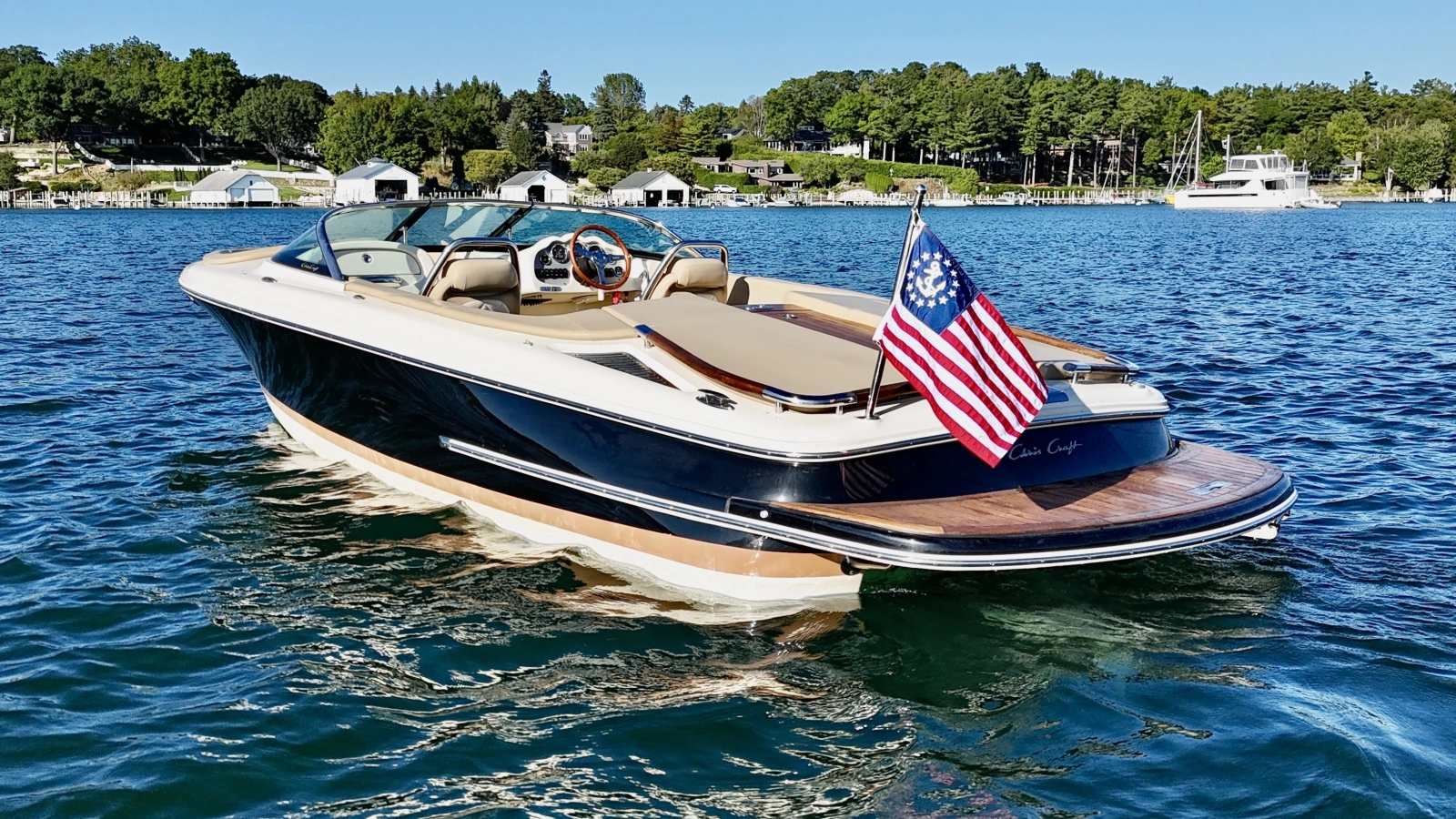 2016 Chris-Craft Carina 21
