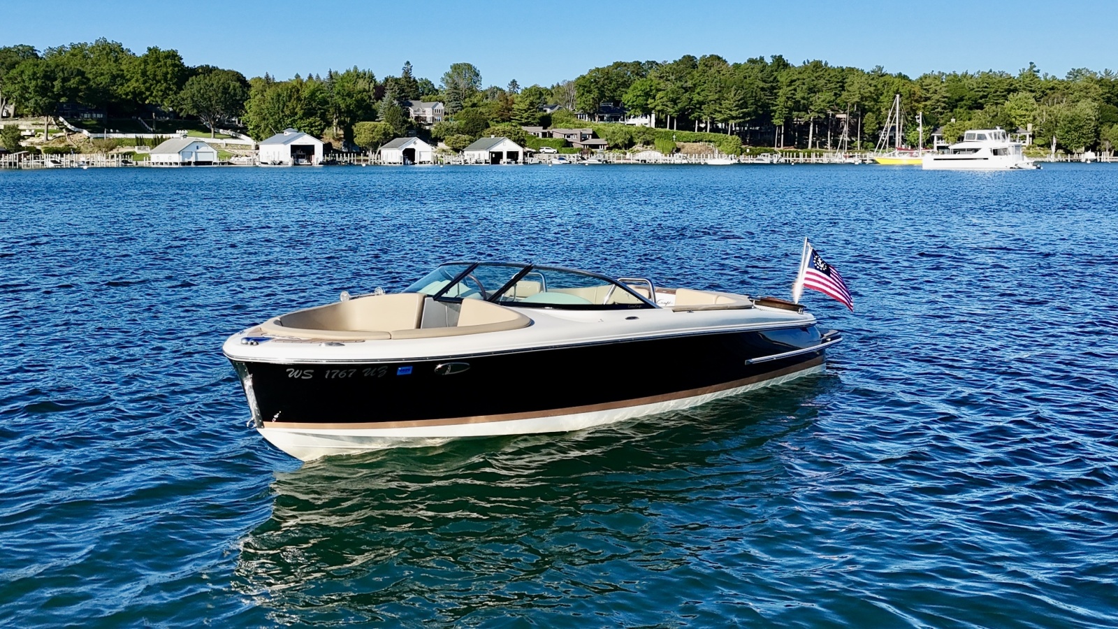 2016 Chris-Craft Carina 21
