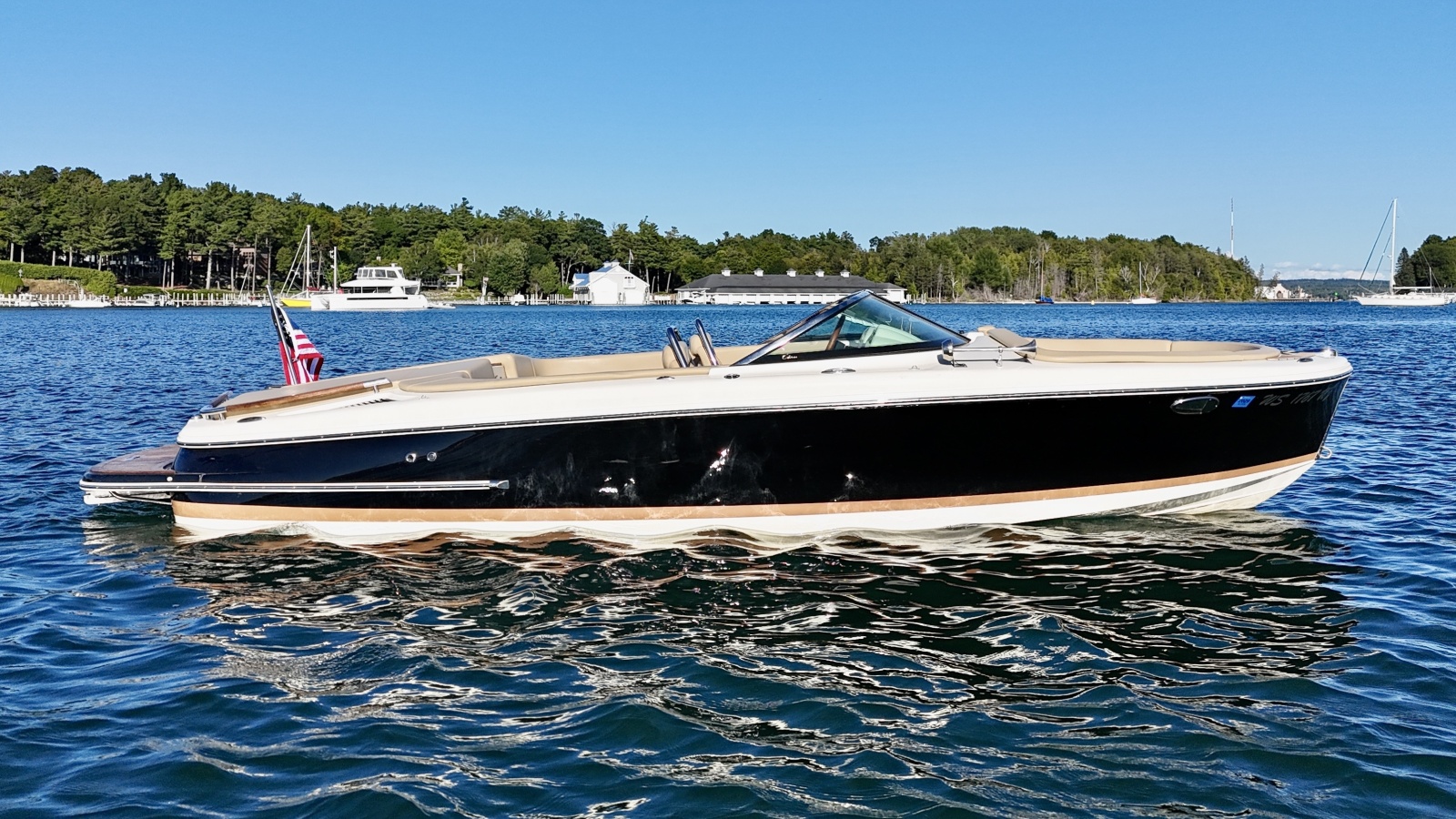 2016 Chris-Craft Carina 21