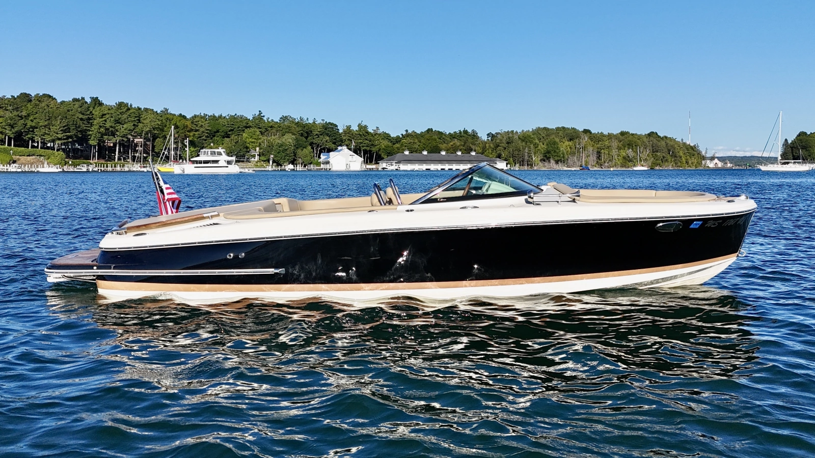 2016 Chris-Craft Carina 21