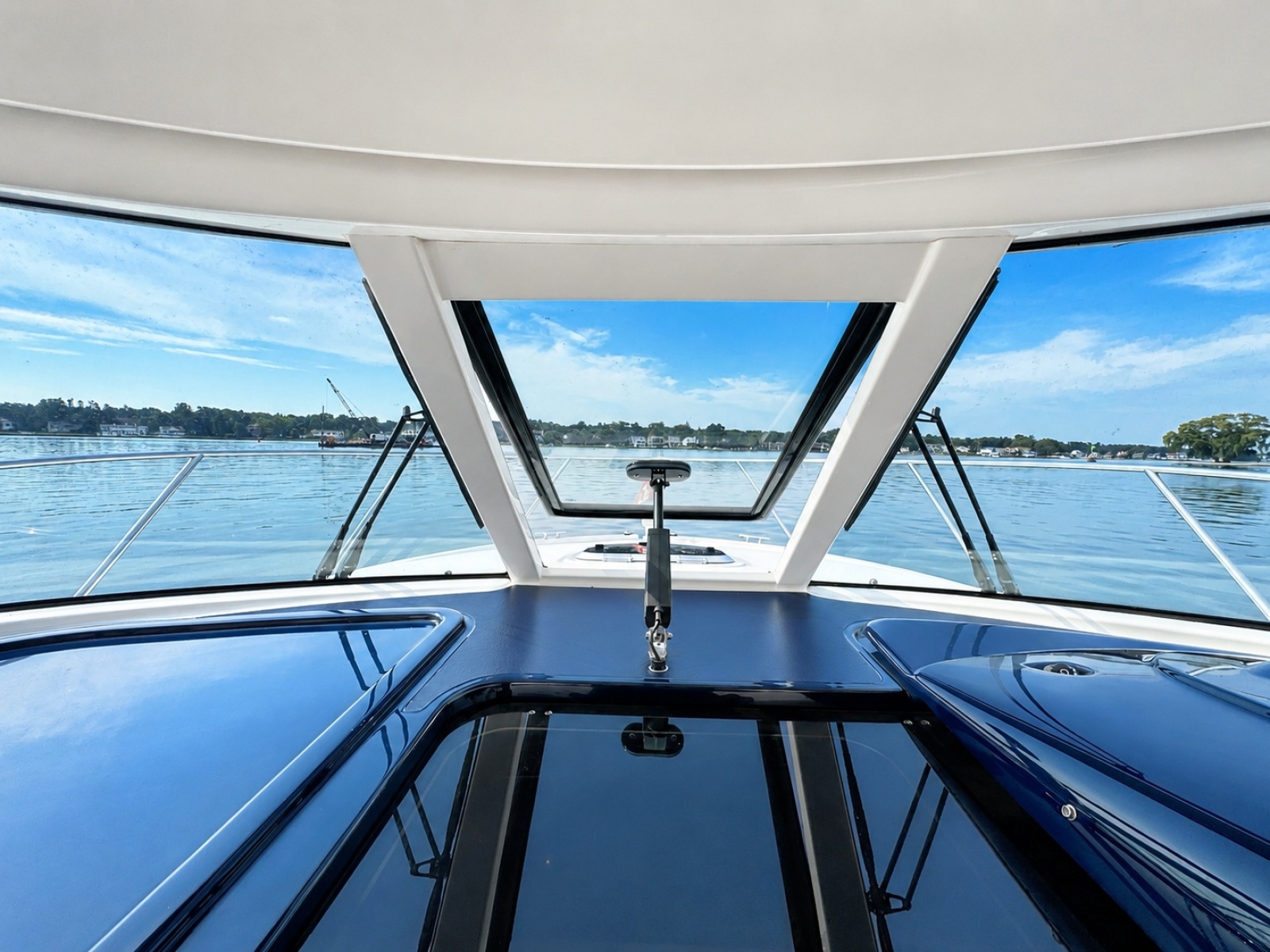 2015 Tiara Yachts 3100 Coronet