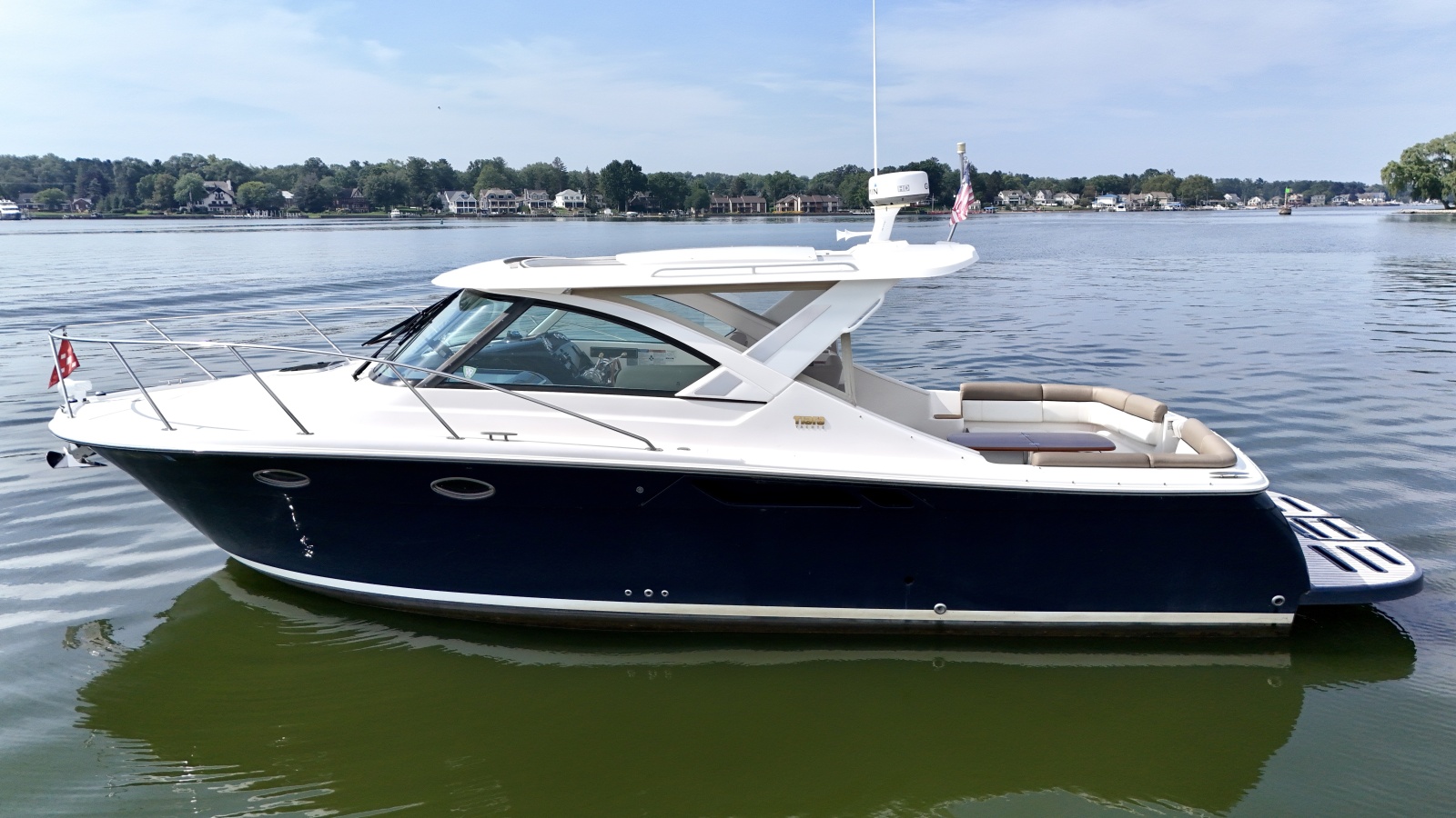 2015 Tiara Yachts 3100 Coronet