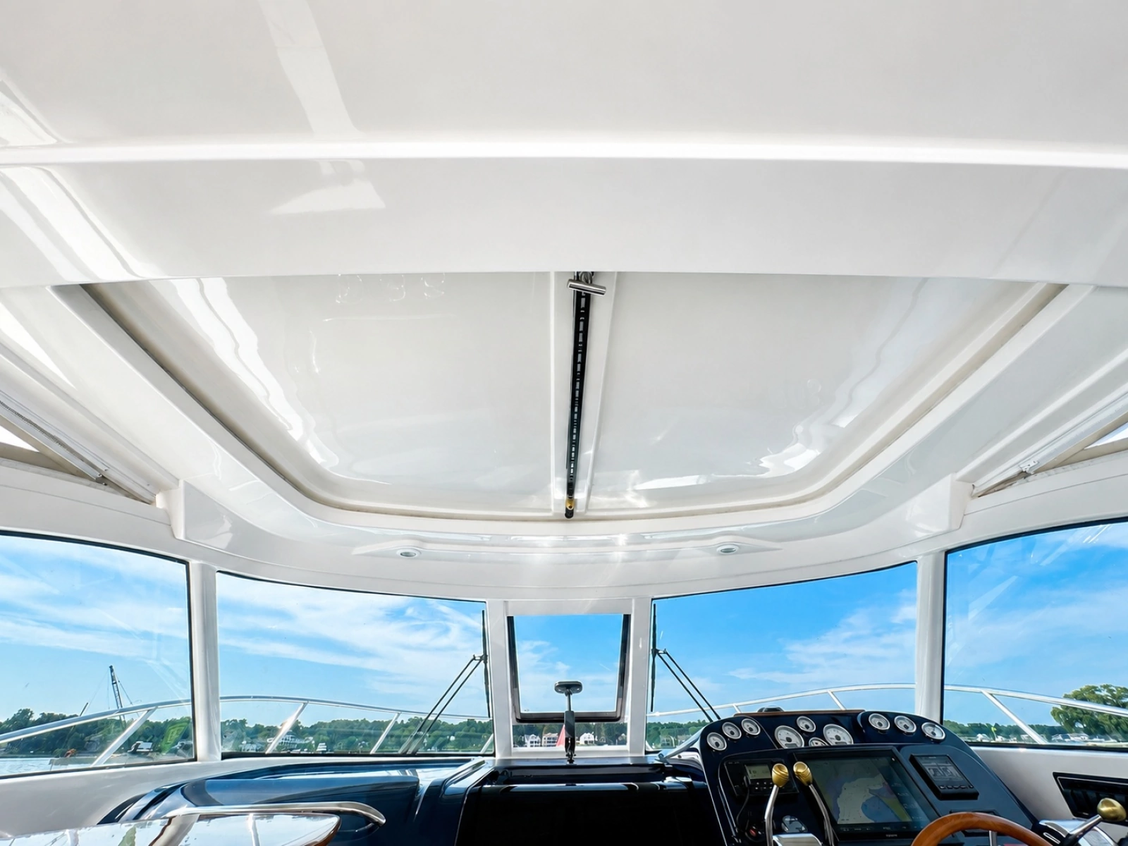 2015 Tiara Yachts 3100 Coronet