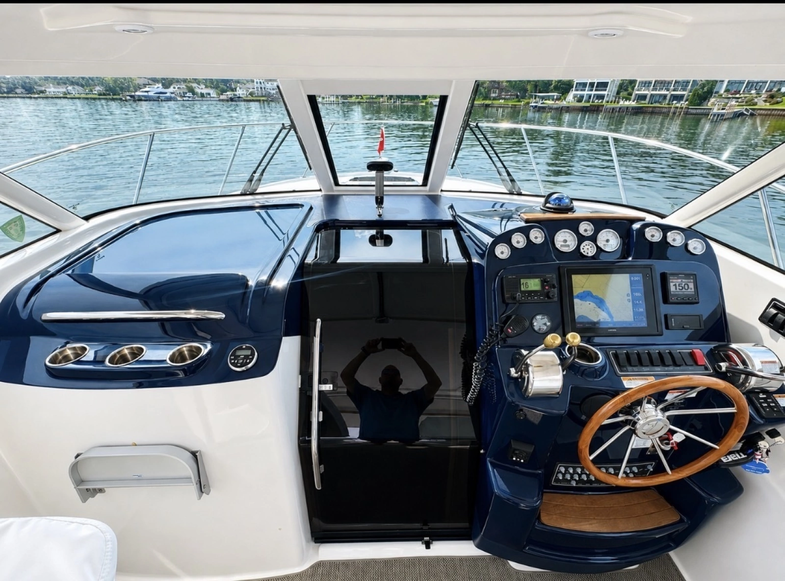 2015 Tiara Yachts 3100 Coronet
