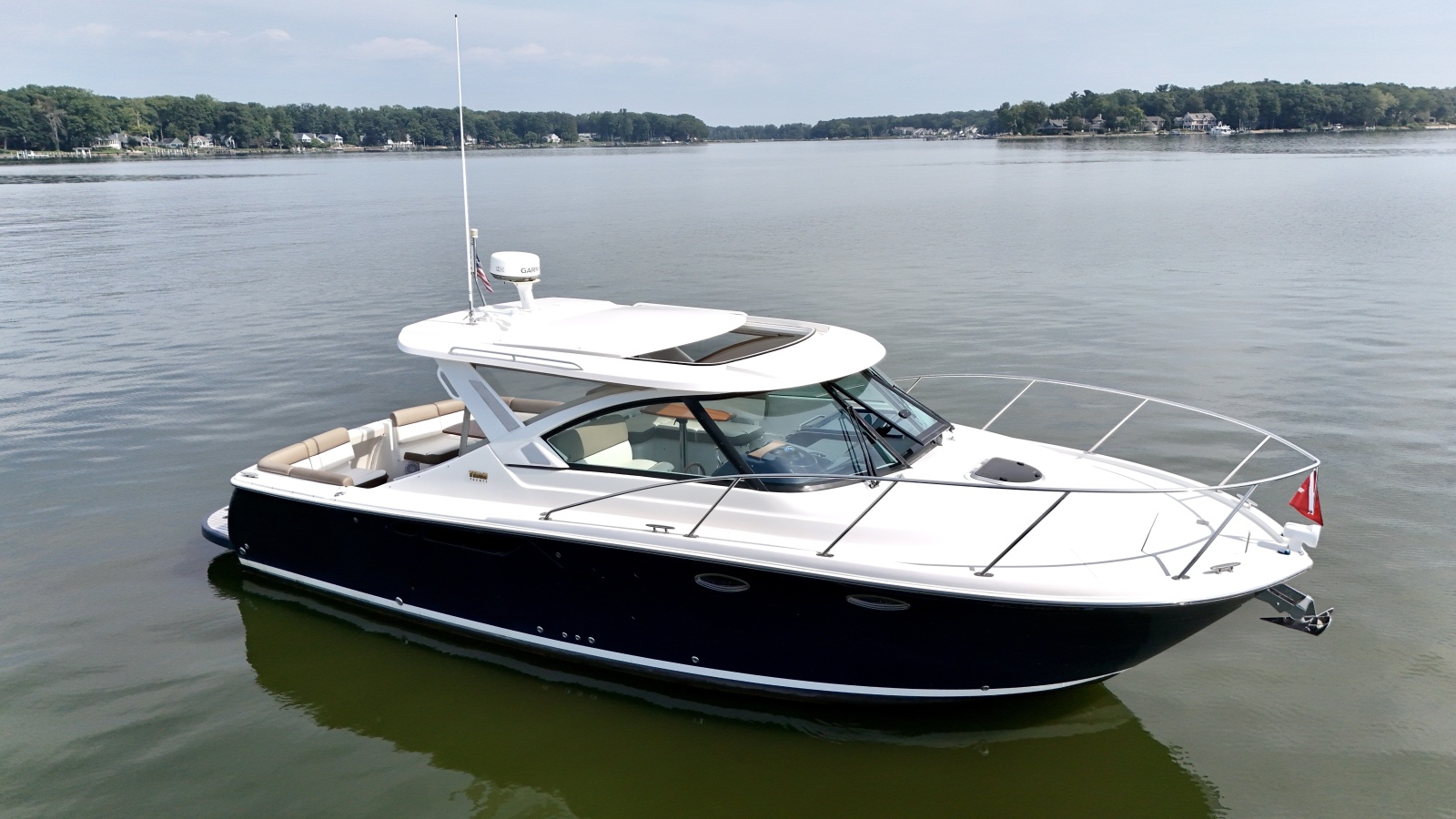 2015 Tiara Yachts 3100 Coronet