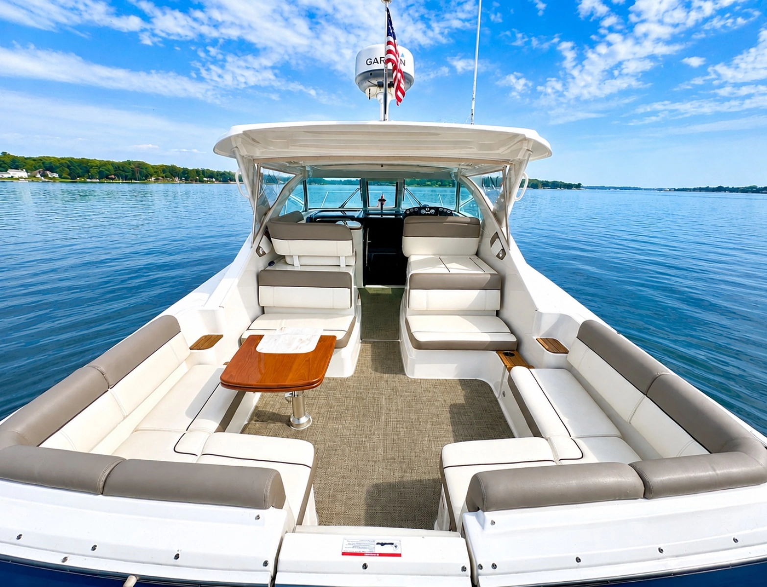 2015 Tiara Yachts 3100 Coronet