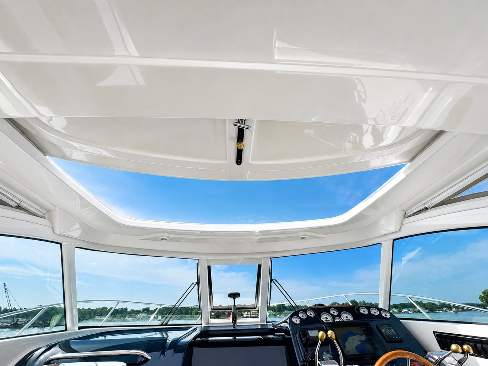 2015 Tiara Yachts 3100 Coronet