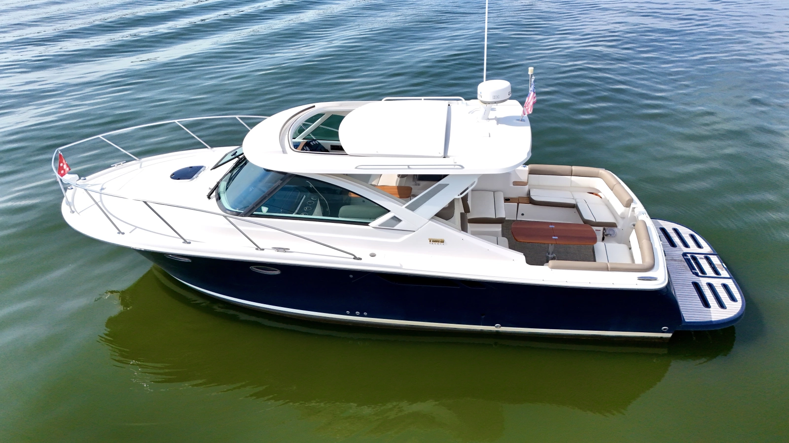 2015 Tiara Yachts 3100 Coronet