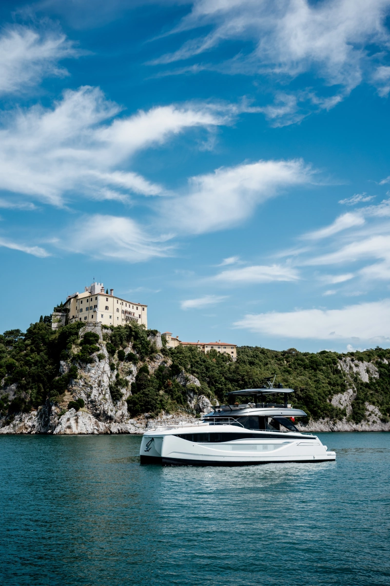 59ft Prestige Yacht For Sale
