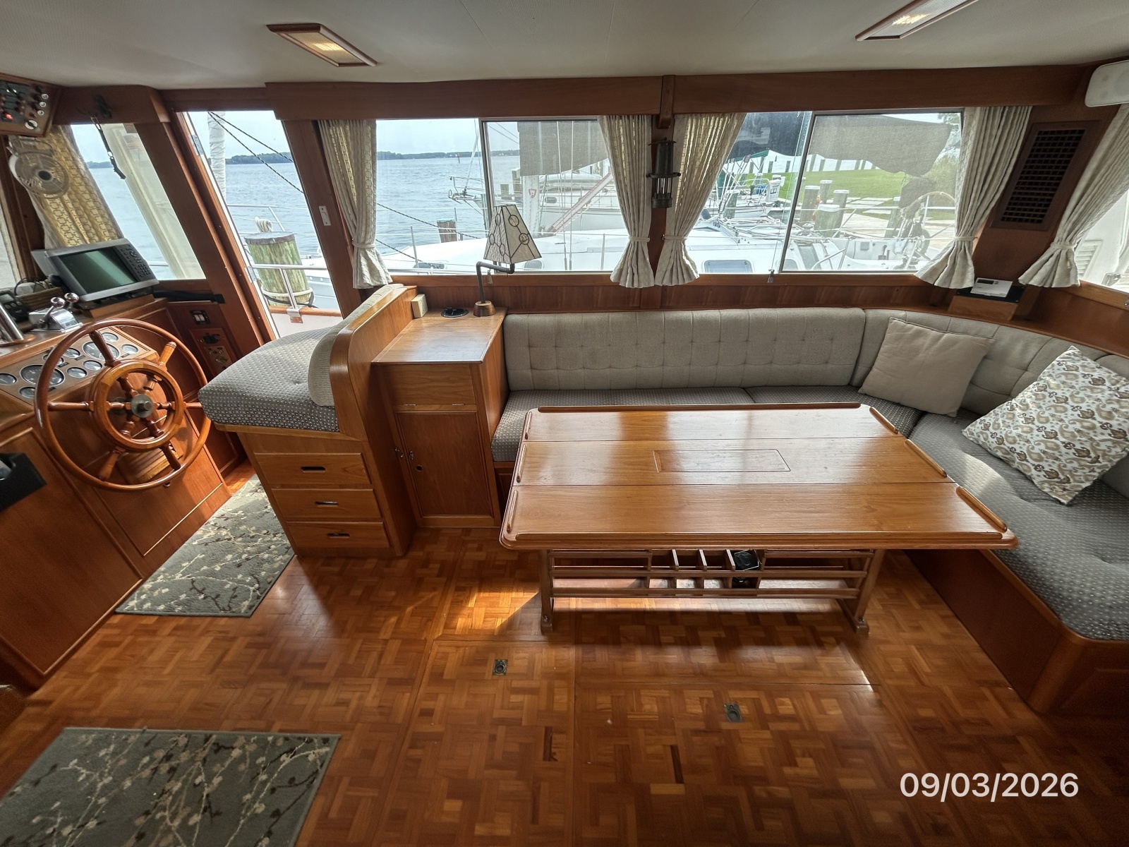 42' Grand Banks salon starboard