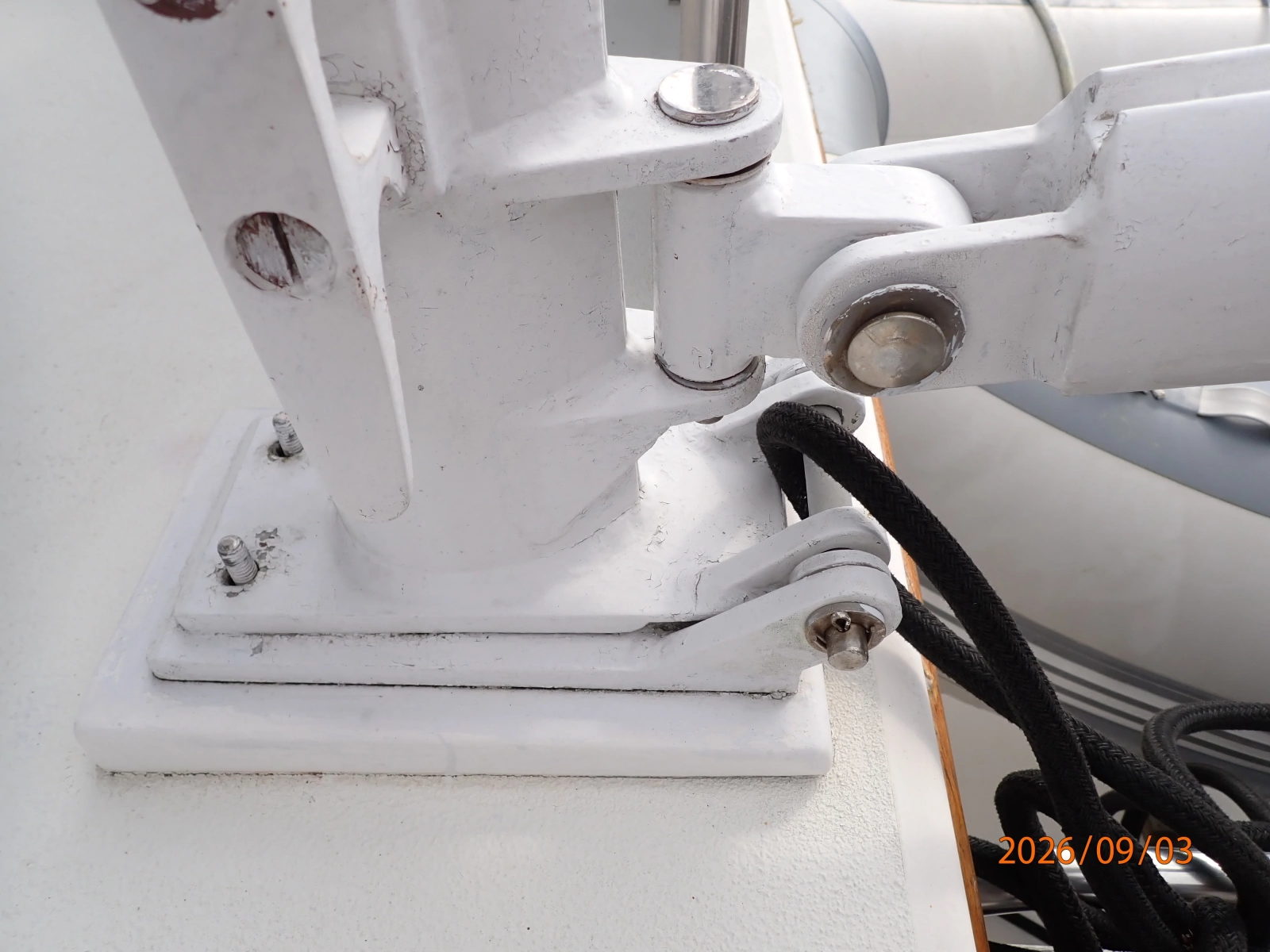 42' Grand Banks mast base hinge