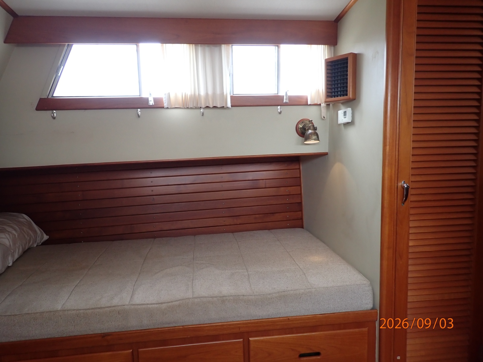 42' Grand Banks master stateroom port