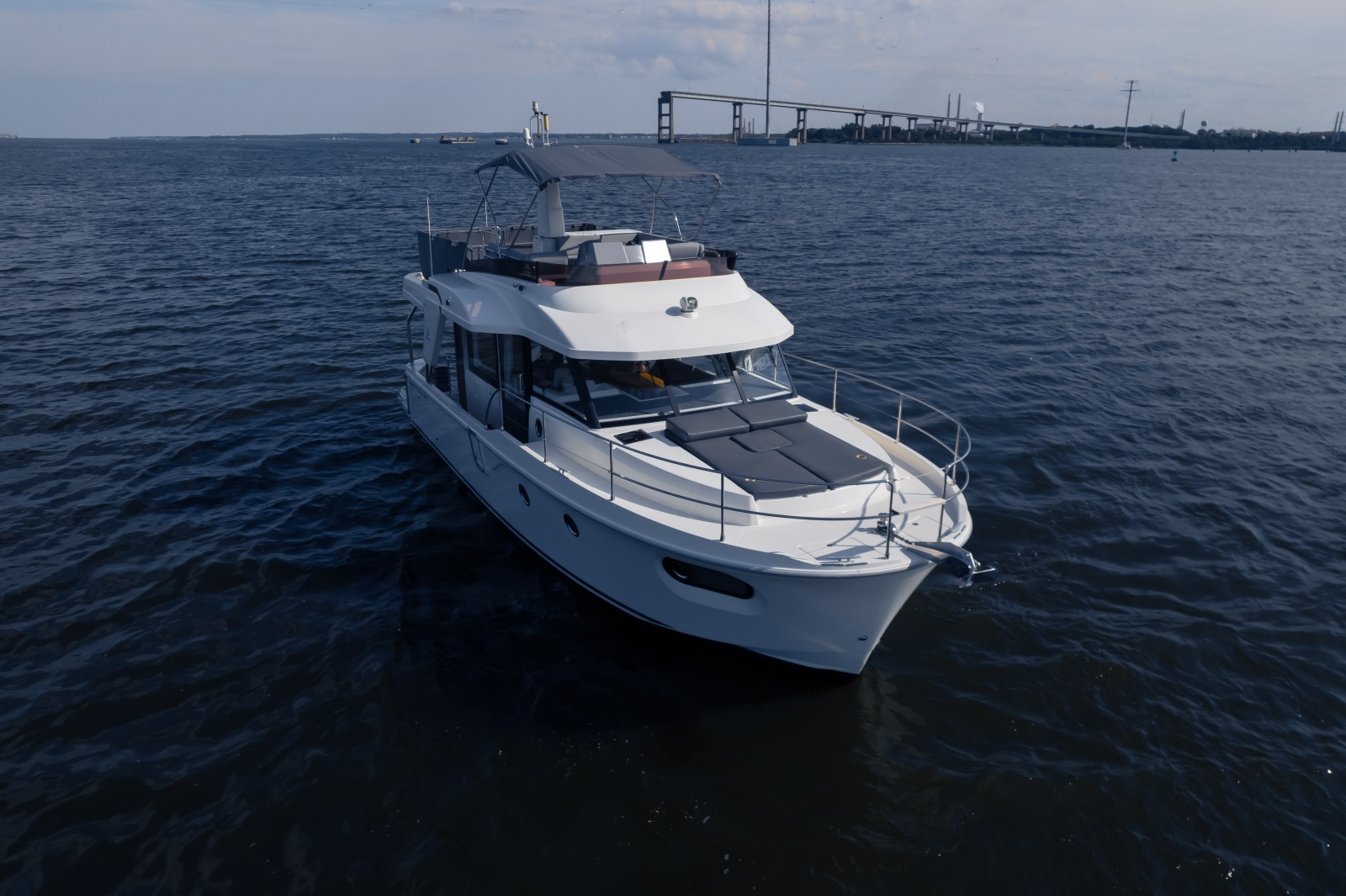 2026 Beneteau Swift Trawler 54