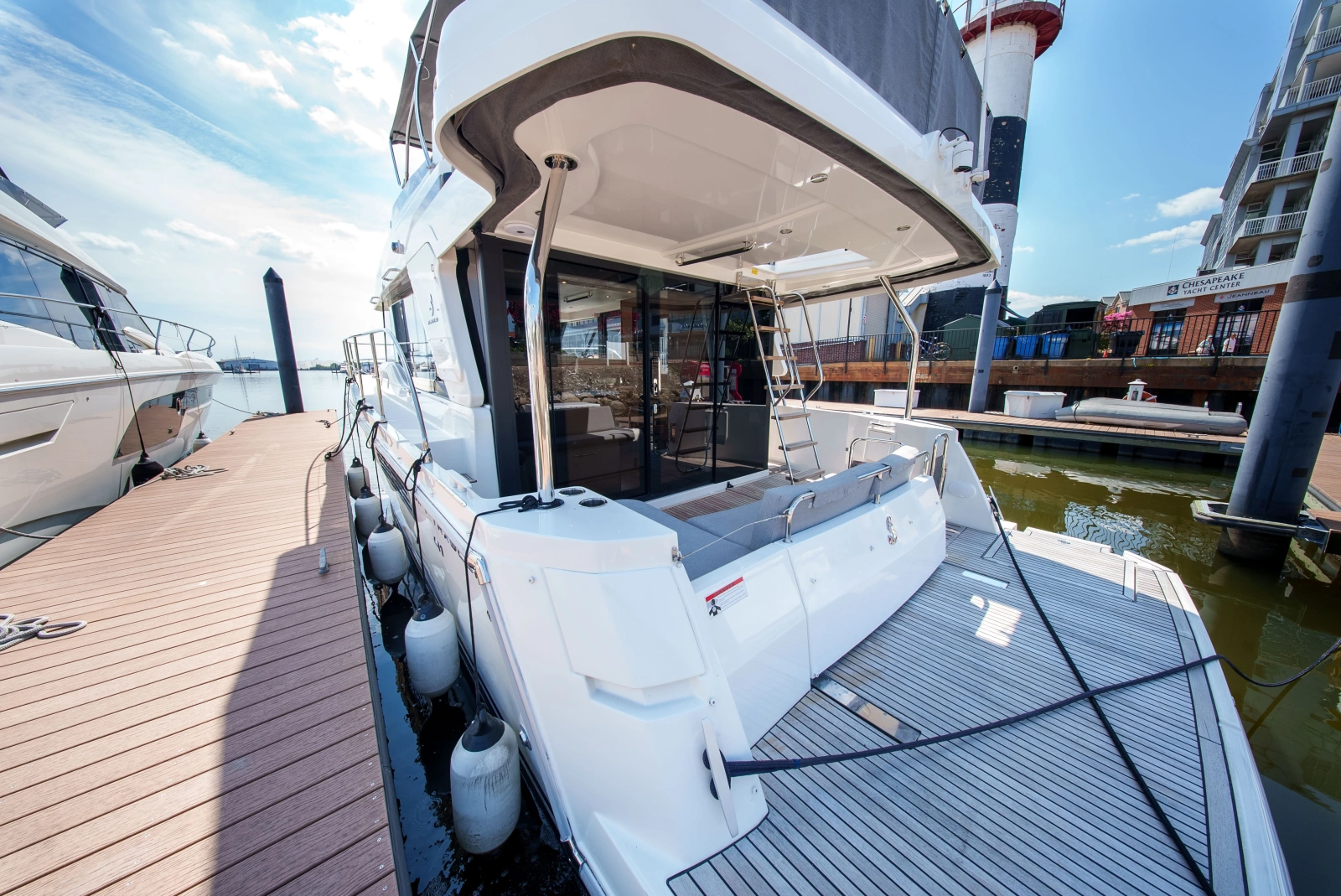 2026 Beneteau Swift Trawler 54