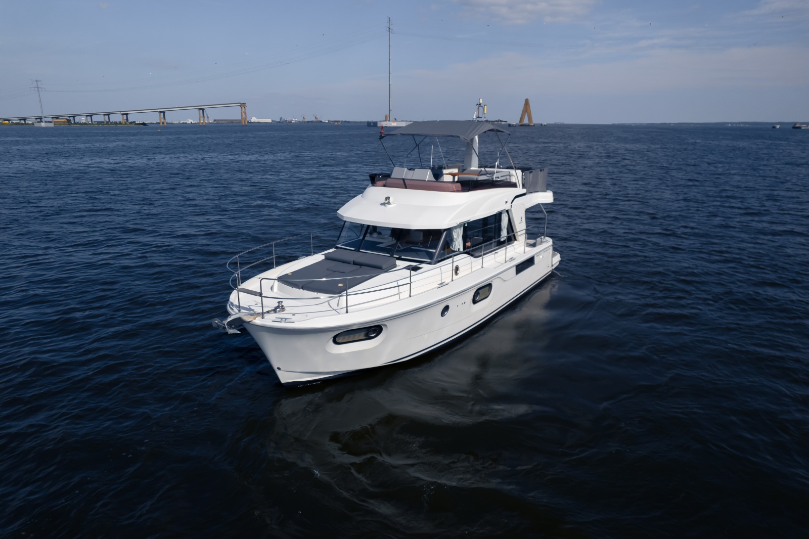 2026 Beneteau Swift Trawler 54