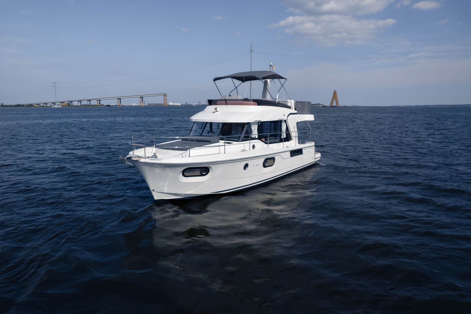 2026 Beneteau Swift Trawler 54