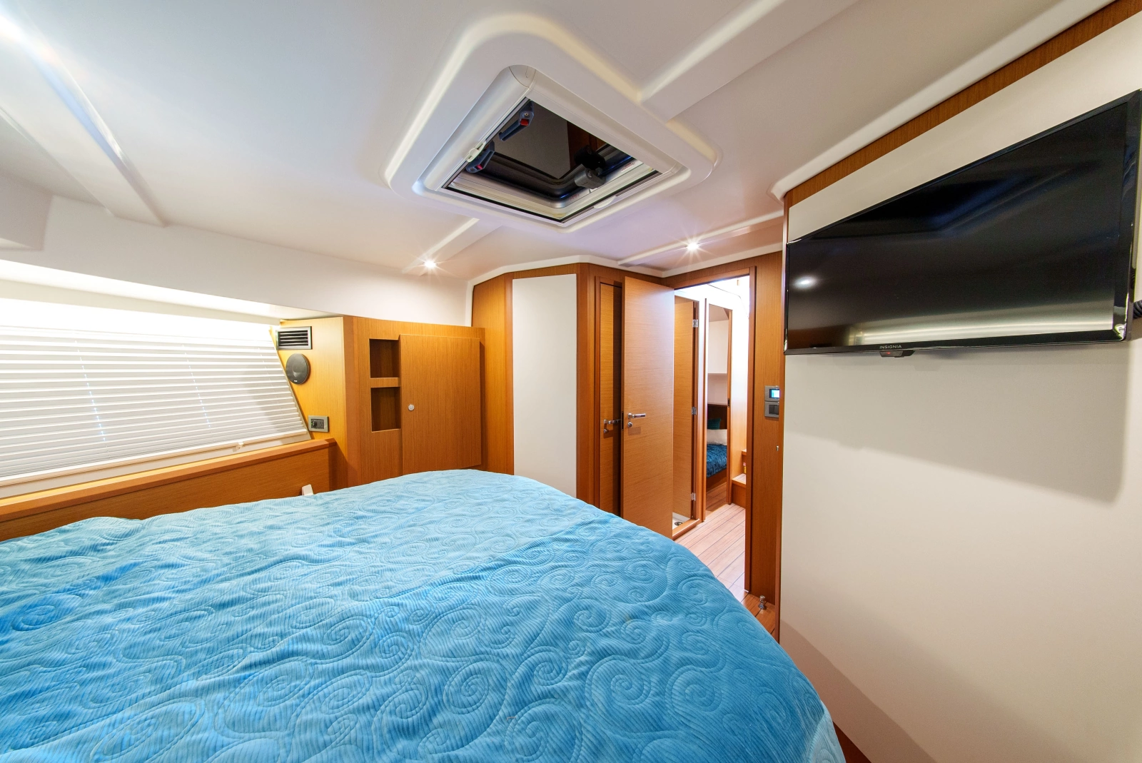 2026 Beneteau Swift Trawler 54