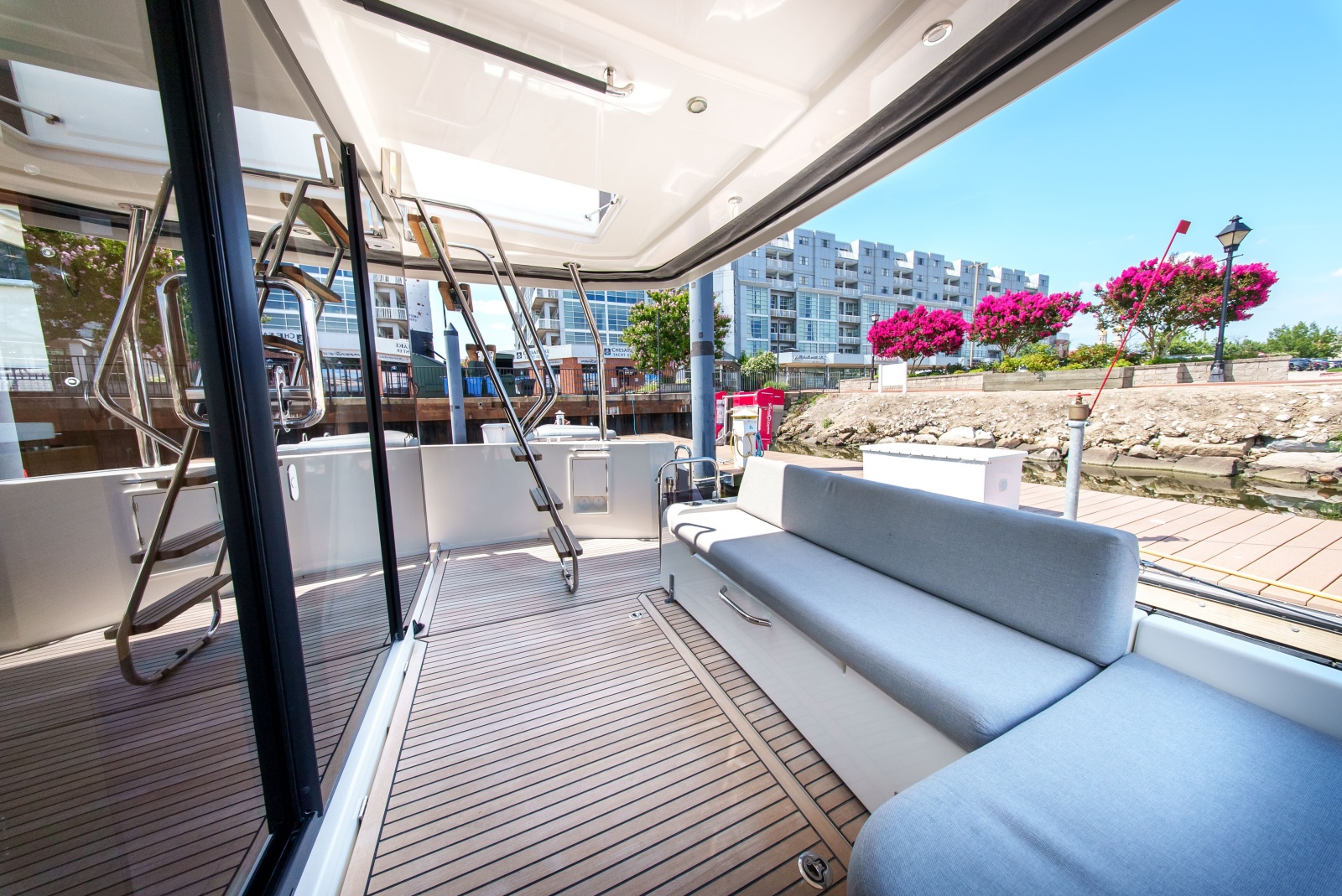 2026 Beneteau Swift Trawler 54