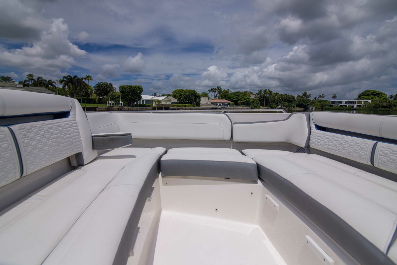 Tiara Yachts 38LS - One One
