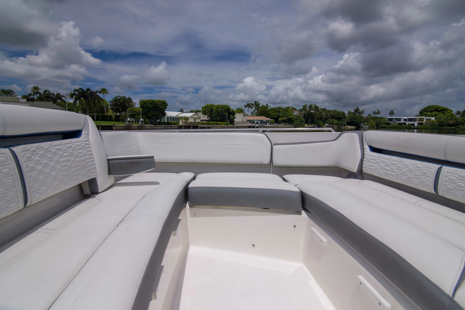 Tiara Yachts 38LS - One One