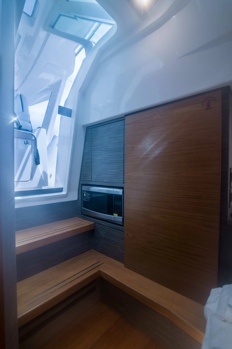 Tiara Yachts 38LS - One One