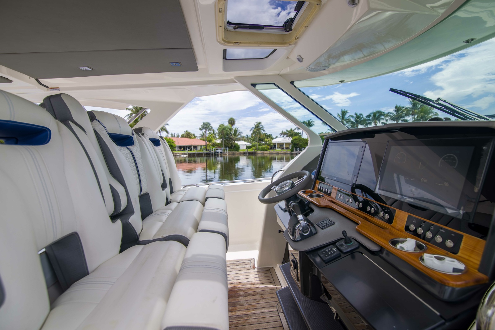 Tiara Yachts 38LS - One One