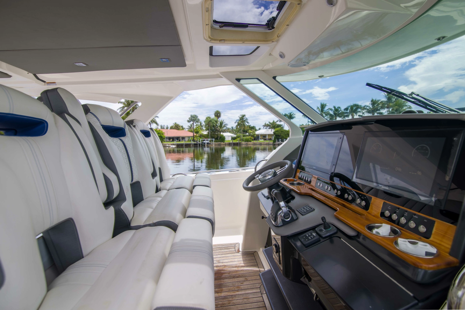 Tiara Yachts 38LS - One One