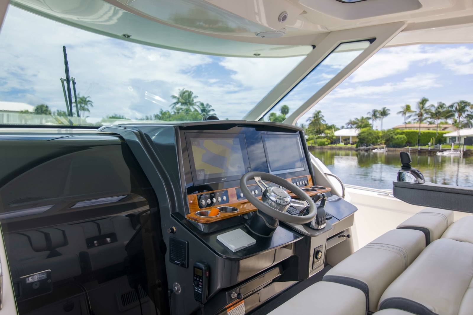 Tiara Yachts 38LS - One One