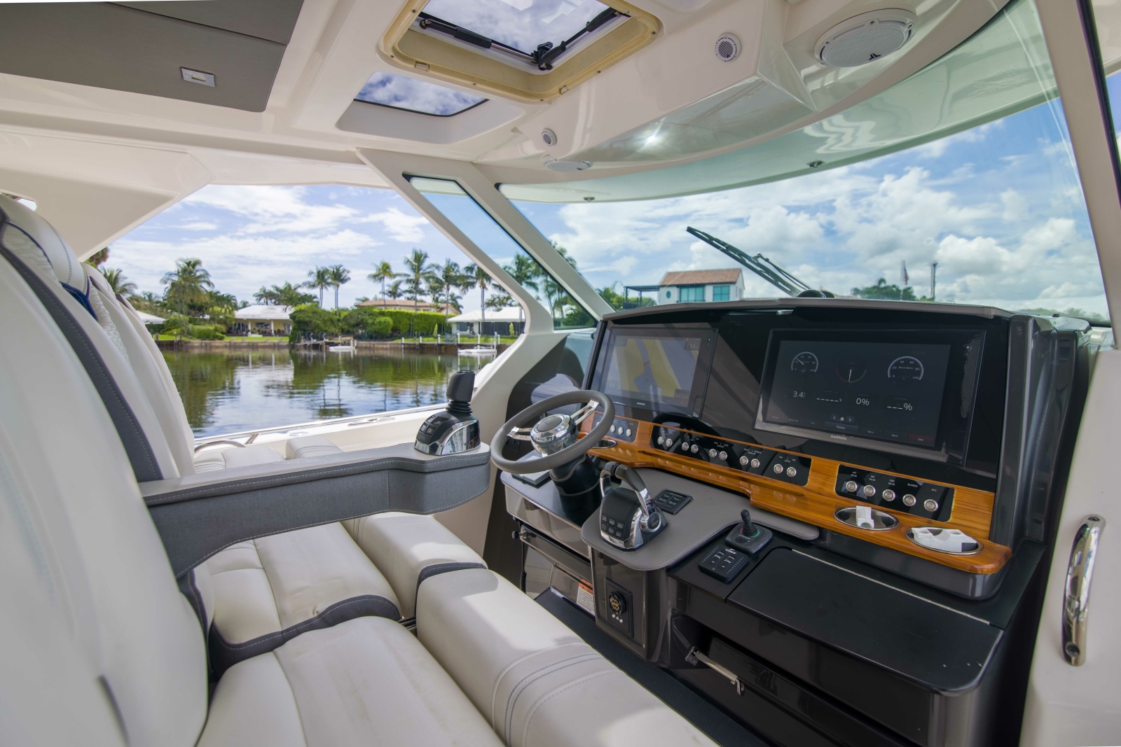 Tiara Yachts 38LS - One One