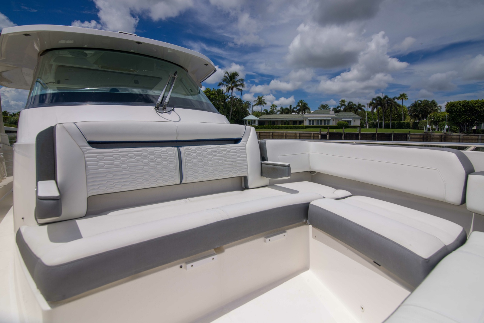 Tiara Yachts 38LS - One One