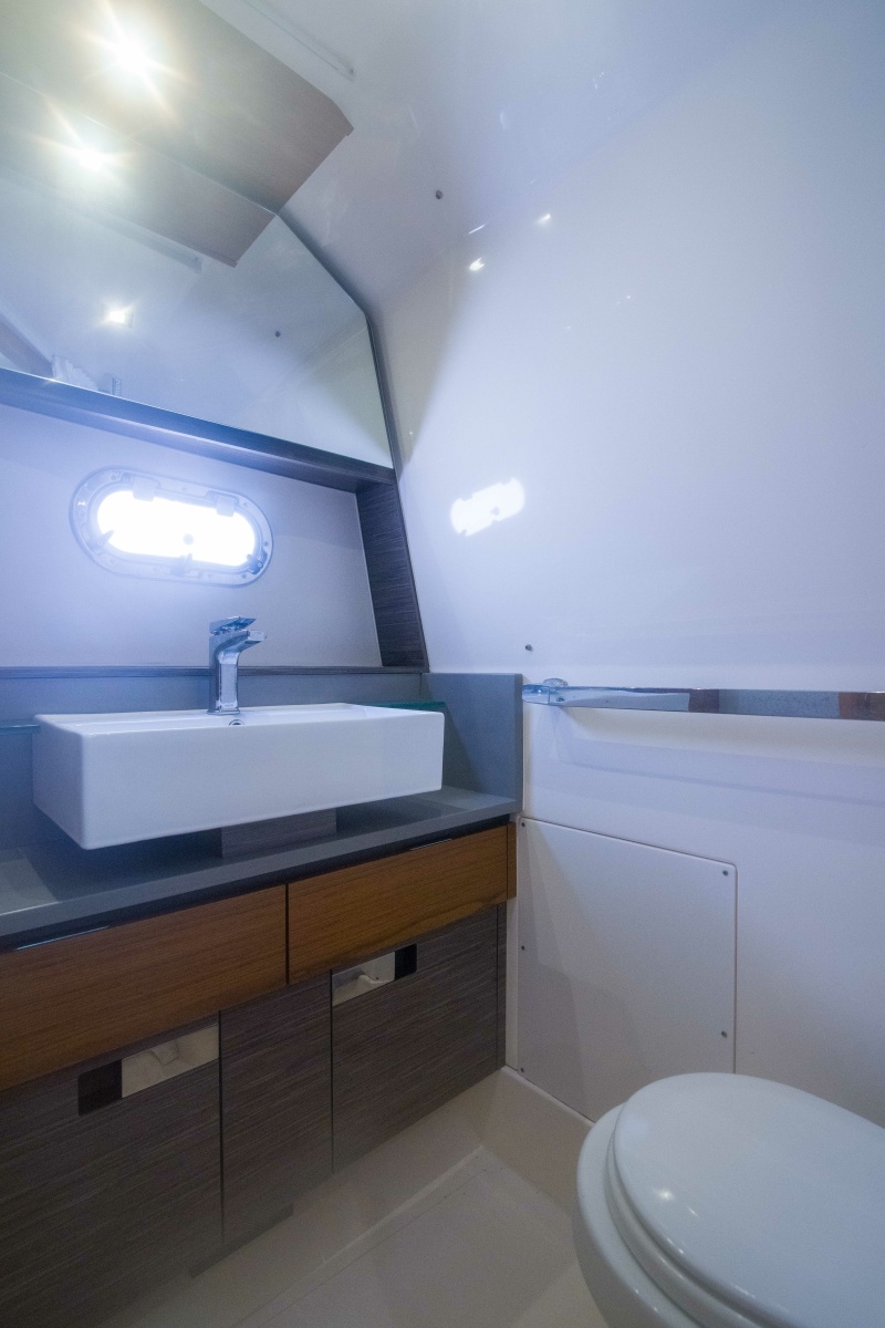 Tiara Yachts 38LS - One One