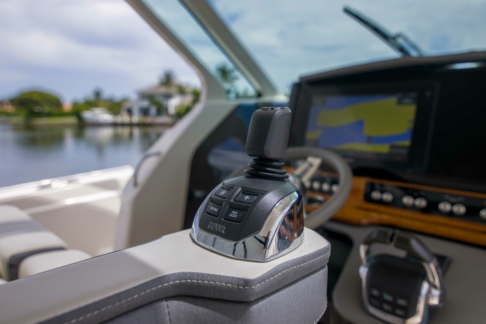 Tiara Yachts 38LS - One One