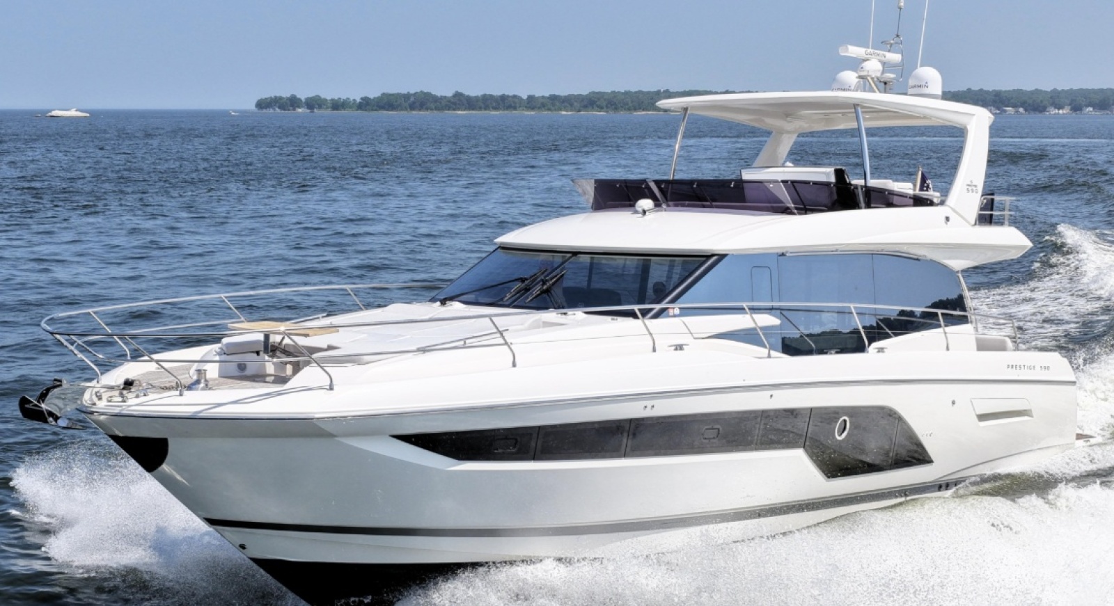 2023 Prestige 590